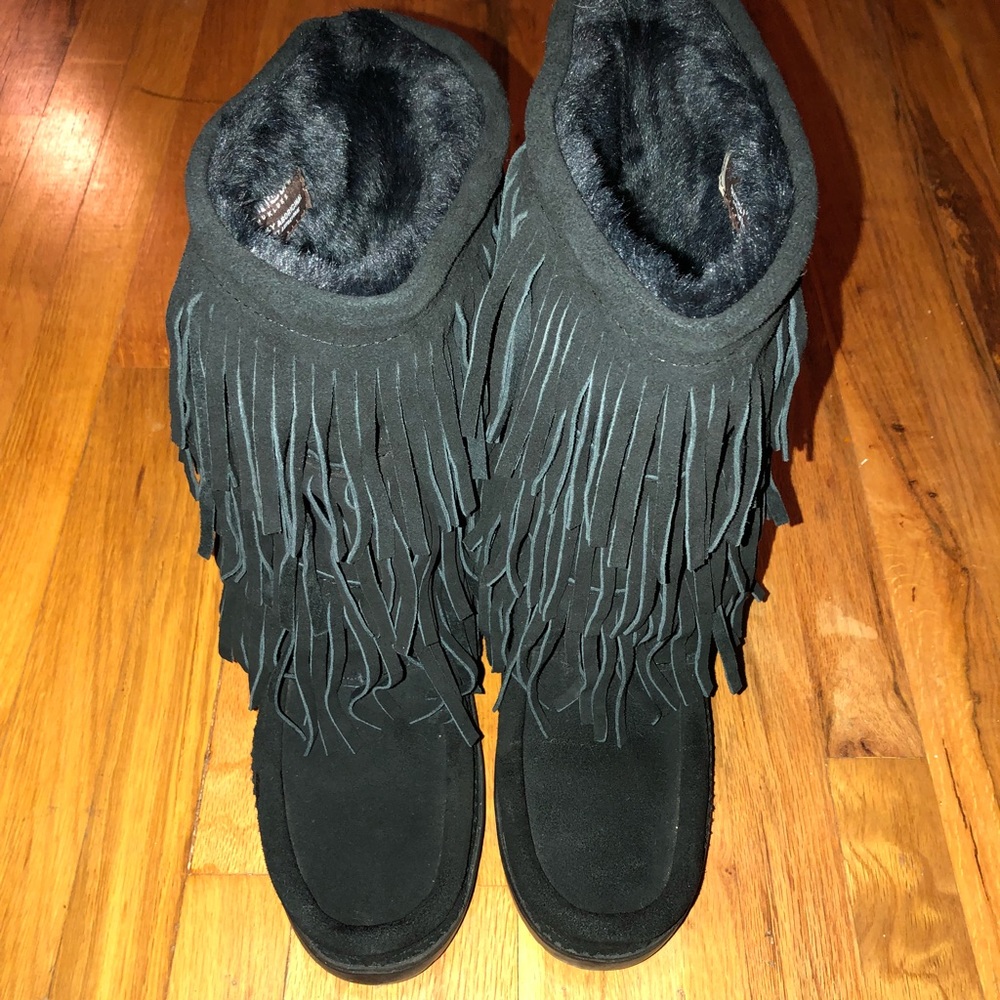 Manitobah Mukluk Buffalo Dancer Fringe boots